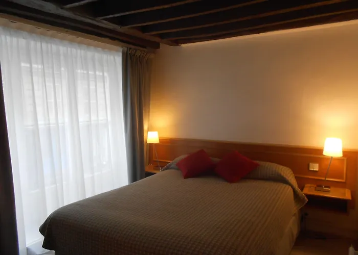 Hotel Le Compostelle Parijs